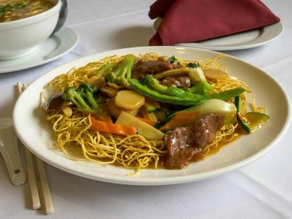 Ten Ingredients Pan Fried Noodles